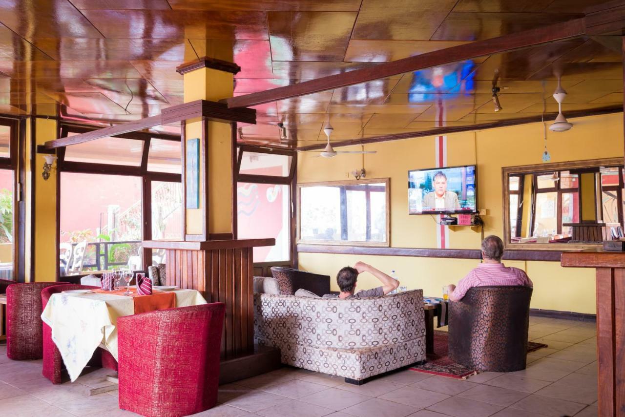 Calabash Apartment-Hotel Kotu Dış mekan fotoğraf