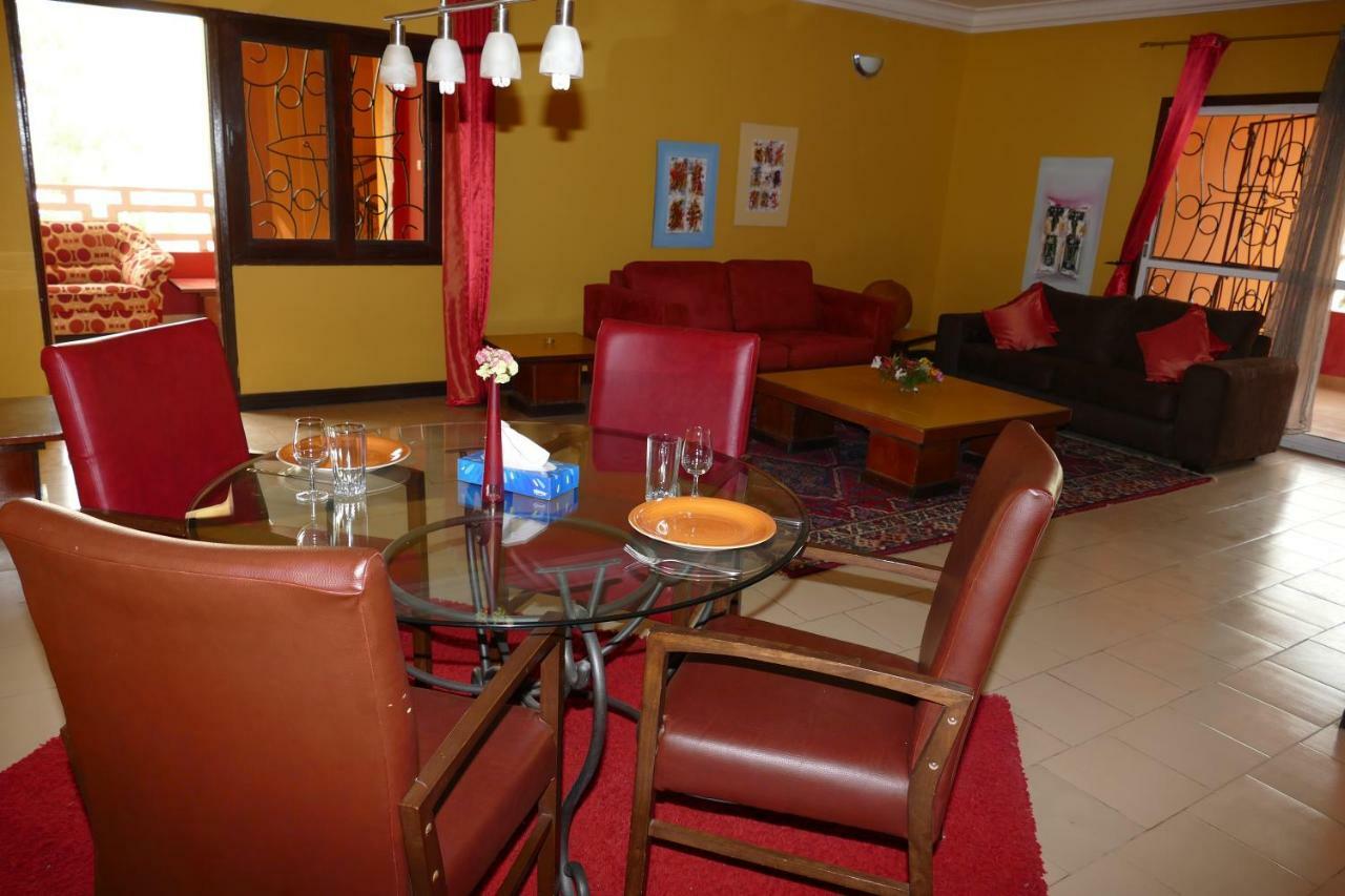 Calabash Apartment-Hotel Kotu Dış mekan fotoğraf